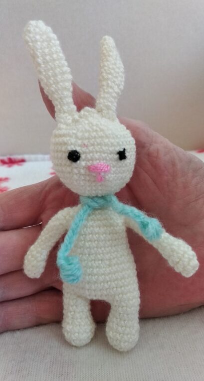 348. Amigurumi nyúl videóval