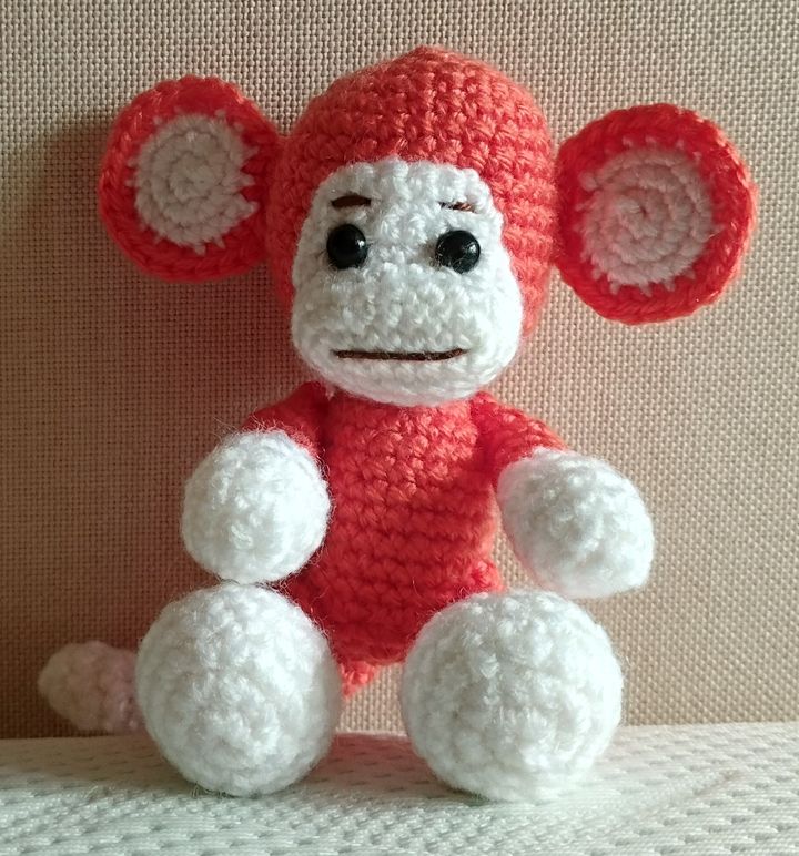 Amigurumi majom