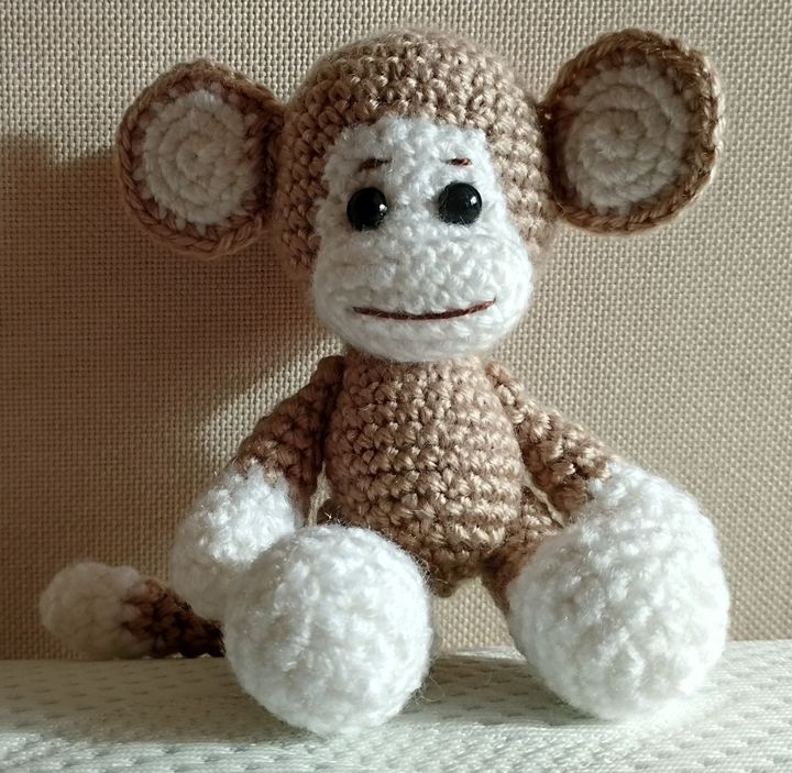 Amigurumi majom