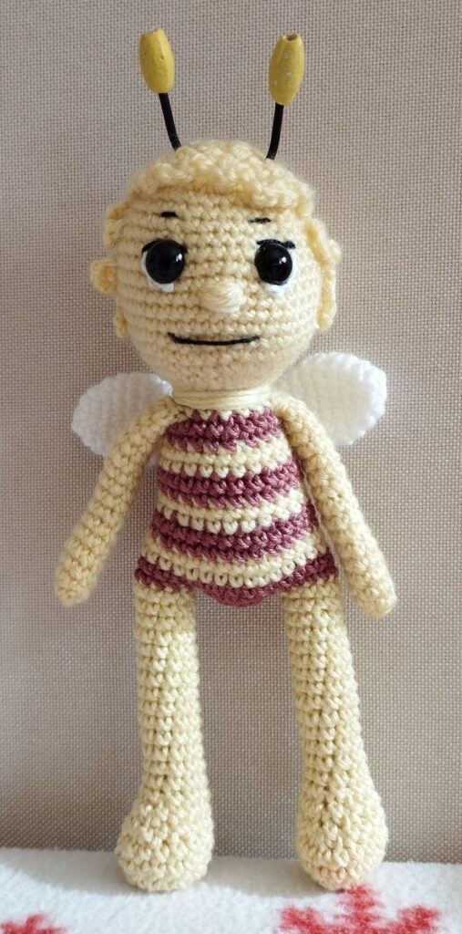 Amigurumi Maja, a méhecske