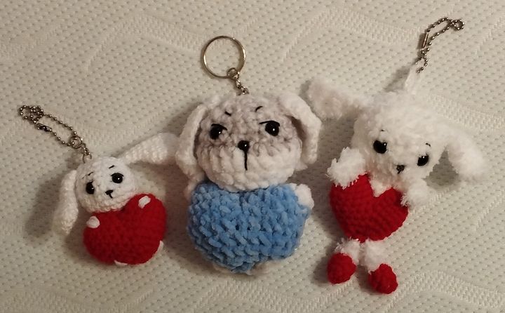 Amigurumi kulcstartó nyúl