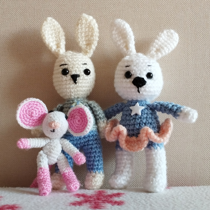 Amigurumi kulcstartó nyulak