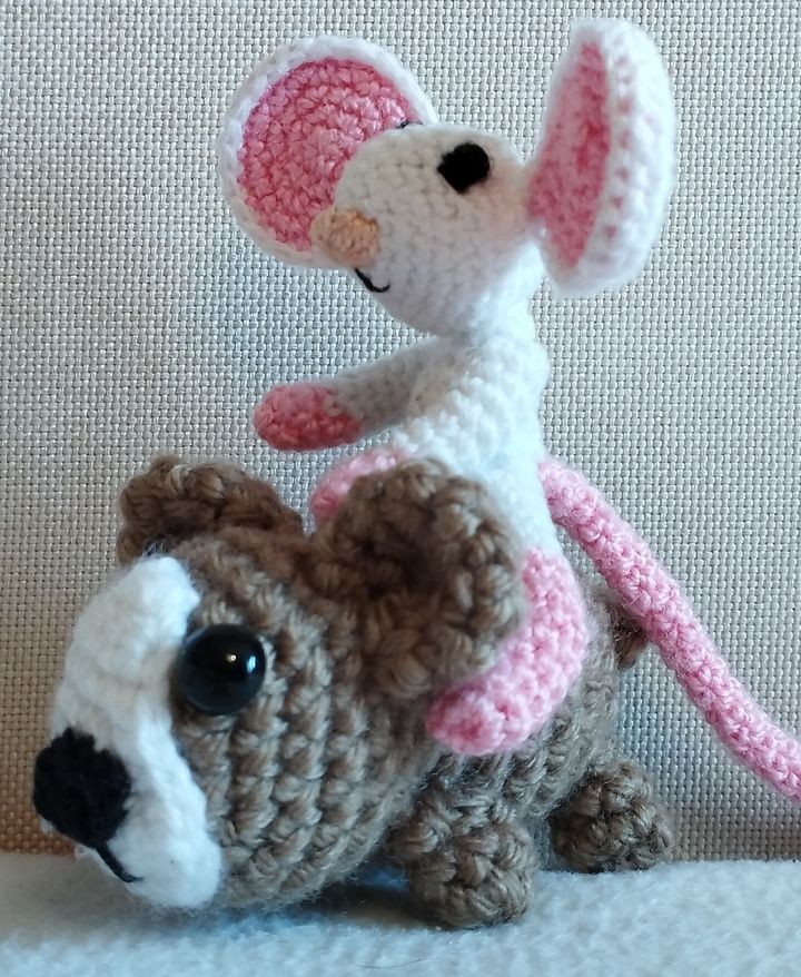 Amigurumi kulcstartó kutya