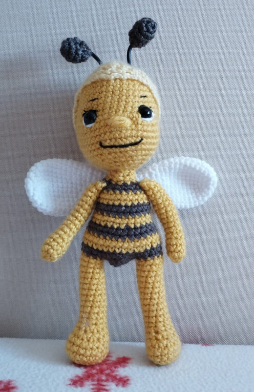779. Amigurumi Maja, a méhecske