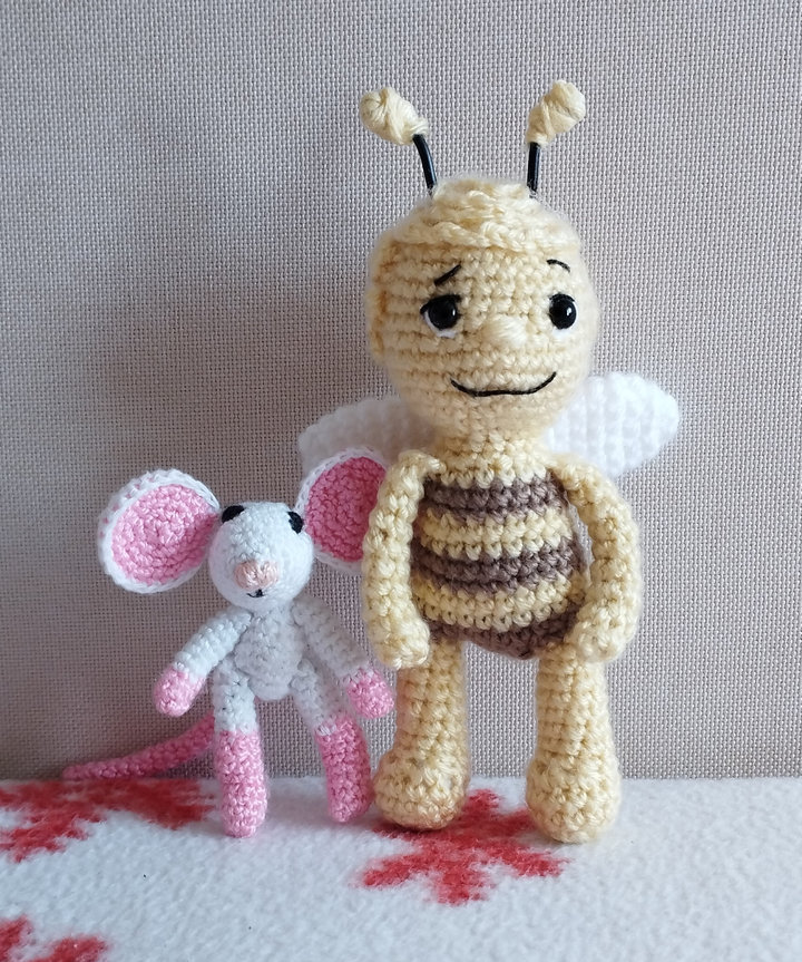 Amigurumi Maja, a méhecske