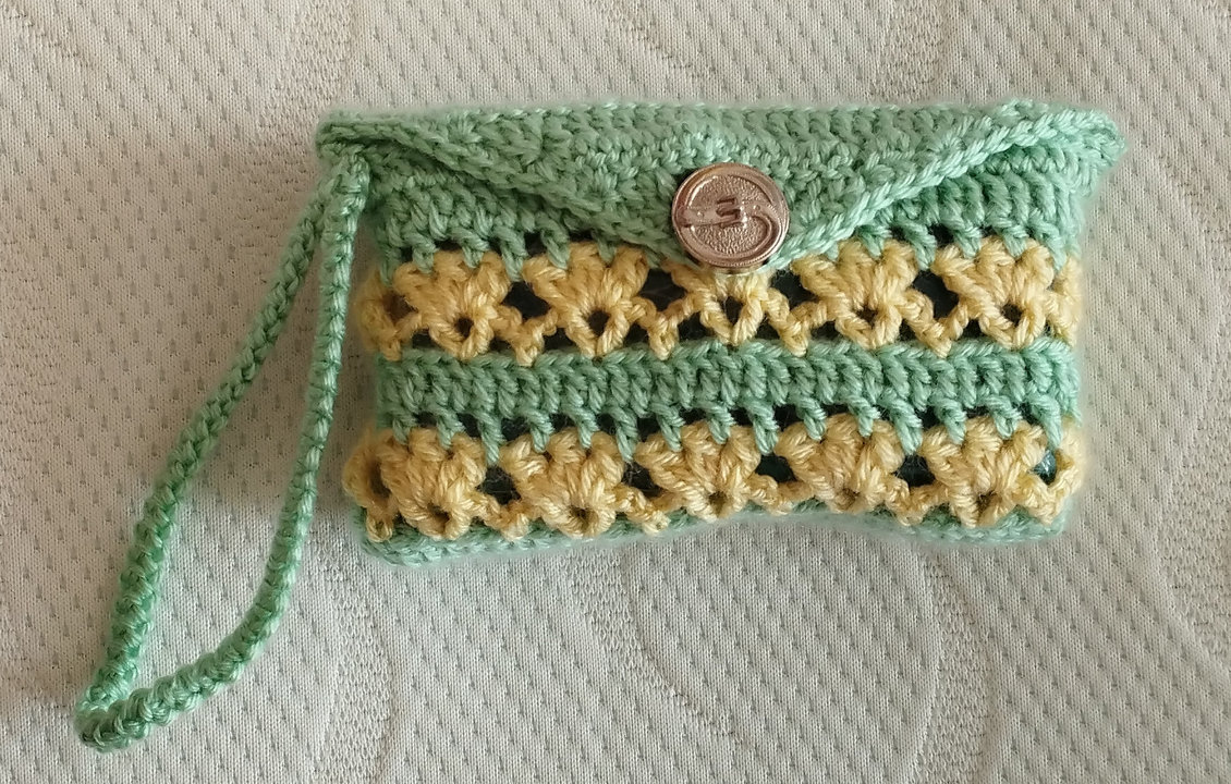 791. Horgolt zsebkendőtartó videóval