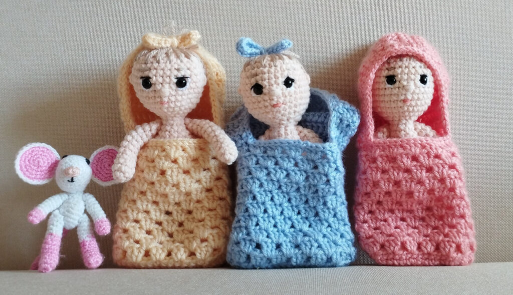 Amigurumi mini bébi baba