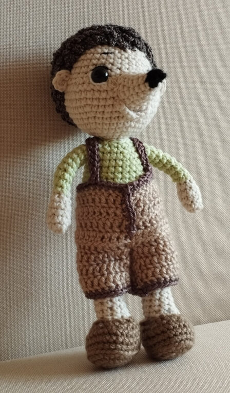 823. Amigurumi sün