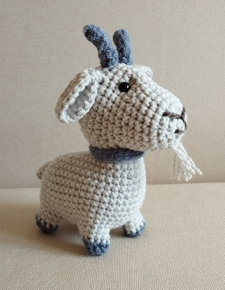 Amigurumi kecske