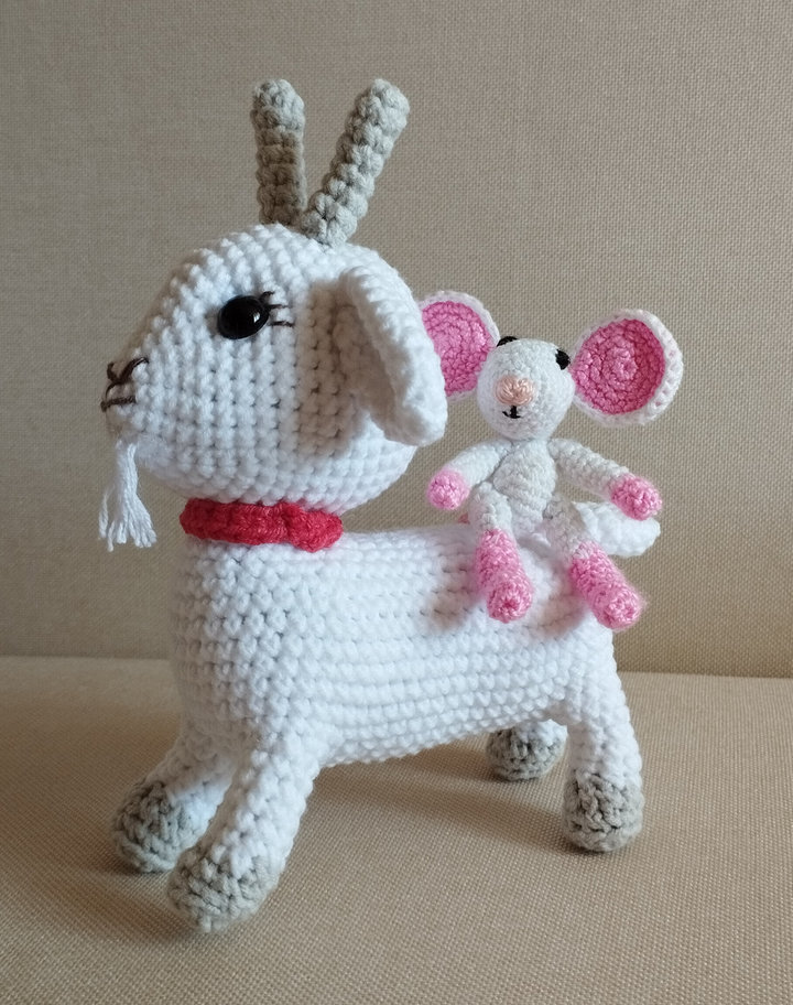Amigurumi kecske