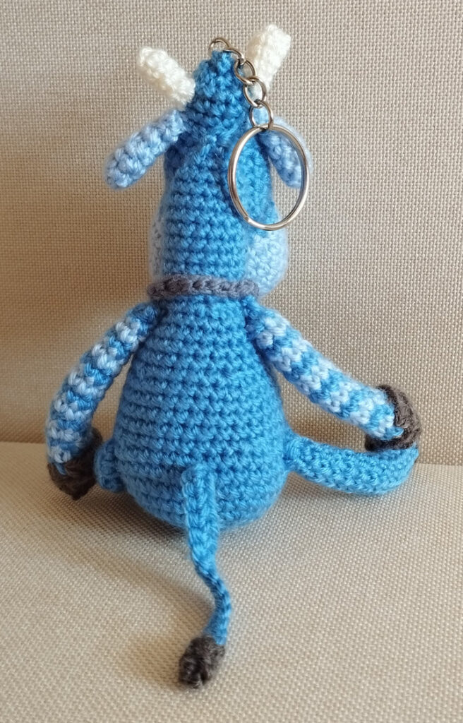 Amigurumi kulcstartó tehén