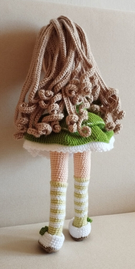 Amigurumi avokádó baba
