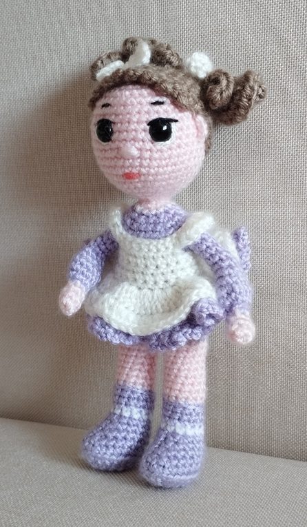 855. Amigurumi baba